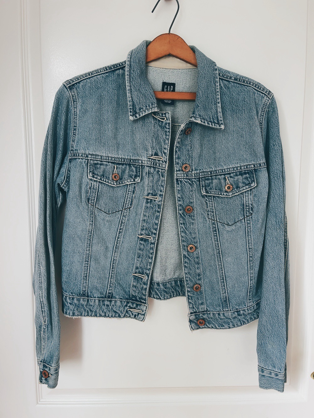 GAP Light Blue Denim Trucker Jacket - Women's